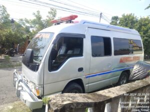 Sewa Ambulance Wonokromo Surabaya