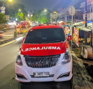 Sewa Ambulance Ventilator Ciledug